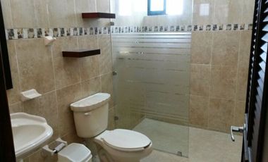 ESTUPENDA CASA GONZALEZ A LA ORILLA DEL MAR EN CHICXULUB PUERTO