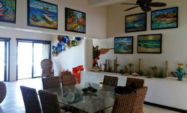 ESTUPENDA CASA GONZALEZ A LA ORILLA DEL MAR EN CHICXULUB PUERTO