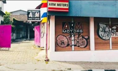 Strategis Ex Bengkel NOL Jalan Raya Kebomas Cocok Untuk Semua Usaha