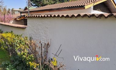 Casa en arriendo de 5 dorm. en La Reina