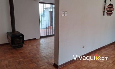 Casa en arriendo de 5 dorm. en La Reina
