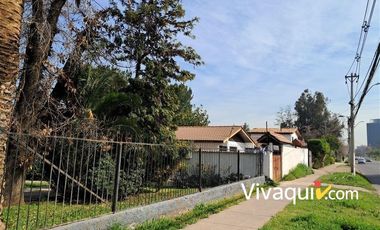 Casa en arriendo de 5 dorm. en La Reina