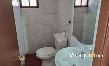 Casa en arriendo de 5 dorm. en La Reina
