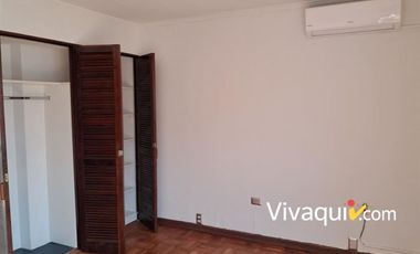 Casa en arriendo de 5 dorm. en La Reina
