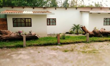 Venta de Cabañas con piscinas en Otavalo, 26.000 m2