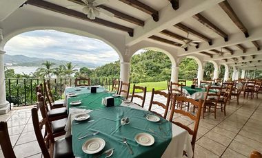 HERMOSO ESTUDIO CON VISTA ESPECTACULAR