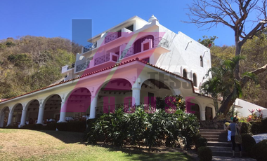 HERMOSO ESTUDIO CON VISTA ESPECTACULAR