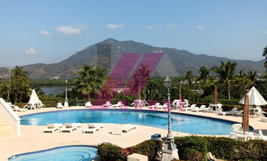 HERMOSO ESTUDIO CON VISTA ESPECTACULAR