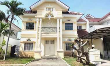 Rumah Virginia Regency Pakuwon City Baru Renovasi, Siap Huni