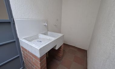 casa en arriendo en villa del rosario. Cod A5633