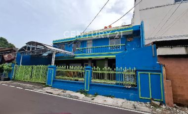 Disewakan Rumah Di Jl.H. Salim Jakarta Selatan