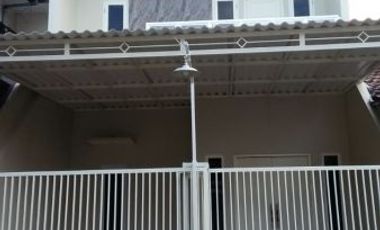 Rumah Masih Baru Gress Pondok Candra Sidoarjo Turun Harga