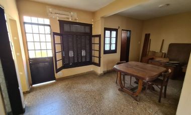 Casa en venta en Remedios de Escalada Oeste