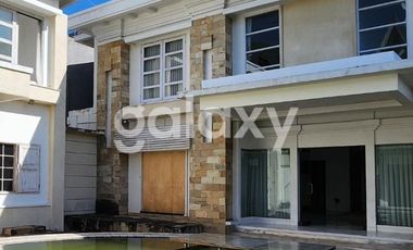 GEDUNG KUTA BADUNG, BALI