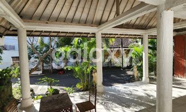 GEDUNG KUTA BADUNG, BALI