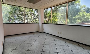 SE RENTAN OFICINAS EN LA JUAREZ