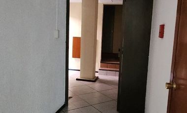 SE RENTAN OFICINAS EN LA JUAREZ