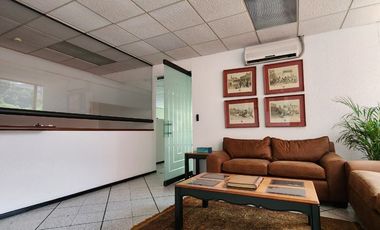 SE RENTAN OFICINAS EN LA JUAREZ