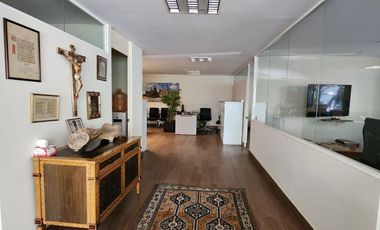 SE RENTAN OFICINAS EN LA JUAREZ