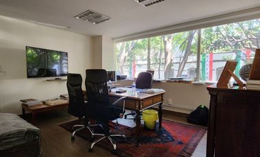 SE RENTAN OFICINAS EN LA JUAREZ