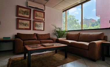 SE RENTAN OFICINAS EN LA JUAREZ