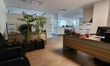 SE RENTAN OFICINAS EN LA JUAREZ