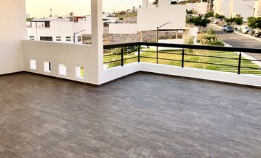 PRECIOSA RESIDENCIA PREMIUM FRENTE A AREA VERDE- ROOF GARDEN, VISTAS,TIENE TODO!
