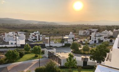 PRECIOSA RESIDENCIA PREMIUM FRENTE A AREA VERDE- ROOF GARDEN, VISTAS,TIENE TODO!