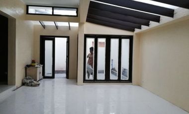 NICE 2 STORY HOUSE @ MALATE for LEASE