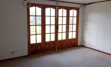 Casa En Venta De 6 Dormitorios En Pirque, Camino San Vicente
