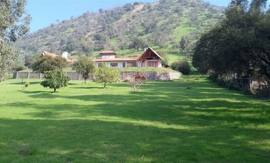 Casa En Venta De 6 Dormitorios En Pirque, Camino San Vicente