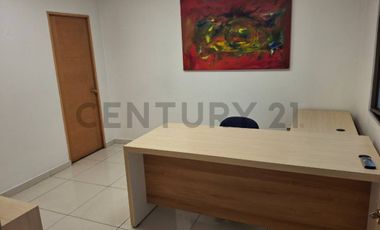 AMPLIA OFICINA EN VENTA, PROVIDENCIA