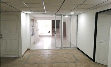 CASA EN CHANIS LA FONTANA TIPO DUPLEX 5REC 3B COMERCIAL /RESIDENCIAL