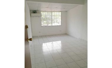 CASA EN CHANIS LA FONTANA TIPO DUPLEX 5REC 3B COMERCIAL /RESIDENCIAL