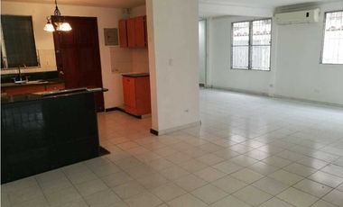 CASA EN CHANIS LA FONTANA TIPO DUPLEX 5REC 3B COMERCIAL /RESIDENCIAL