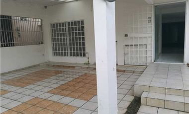 CASA EN CHANIS LA FONTANA TIPO DUPLEX 5REC 3B COMERCIAL /RESIDENCIAL