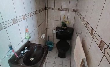 CASA EN VENTA EN COL. BUGAMBILIAS, GUANAJUATO