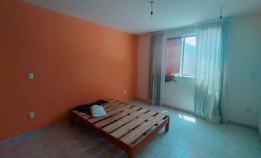 CASA EN VENTA EN COL. BUGAMBILIAS, GUANAJUATO
