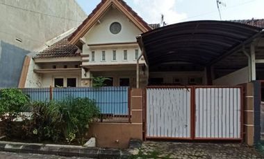 Rumah Mulyosari Prima Siap Huni, Row 2 mobil