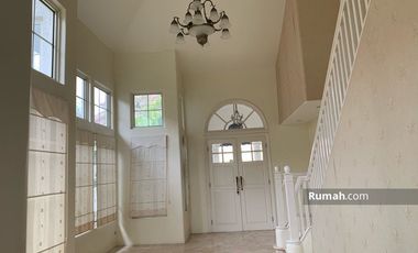 Rumah Rapih Terawat di Cluster Bukit Golf Hijau Sentul City