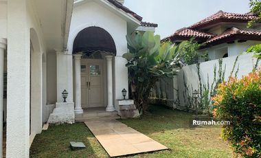 Rumah Rapih Terawat di Cluster Bukit Golf Hijau Sentul City