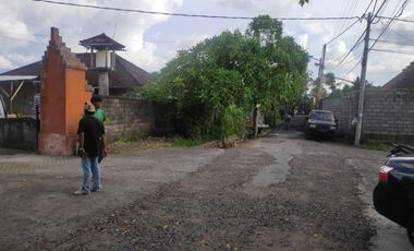 CLUSTER RUMAH VILLA LOKASI STRATEGIS DEKAT PANTAI SANUR,BALI