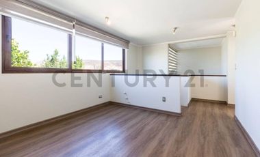 HERMOSA CASA MEDITERRANEA EN VALLE NOGALES