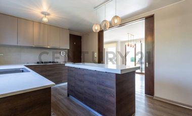 HERMOSA CASA MEDITERRANEA EN VALLE NOGALES