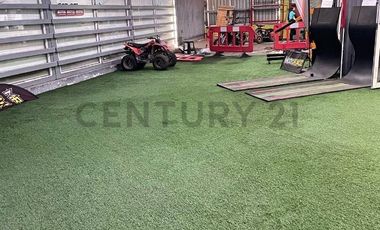 Se arrienda local comercial en Av. El Santo