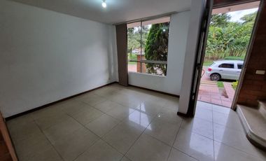 casa en arriendo en suramérica. Cod A512230