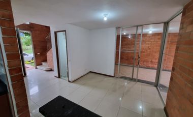 casa en arriendo en suramérica. Cod A512230