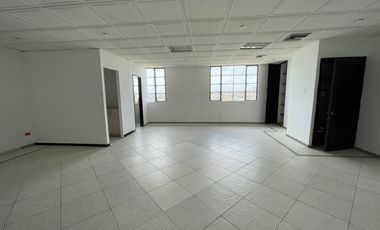 oficina en arriendo en el prado. Cod A28033