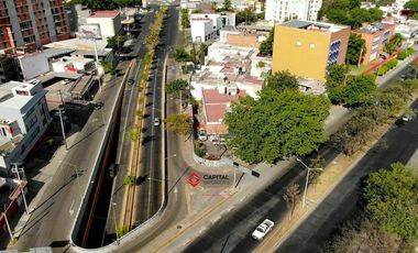 Terreno en Venta uso vertical Zona Jardines Del Bosque La Americana