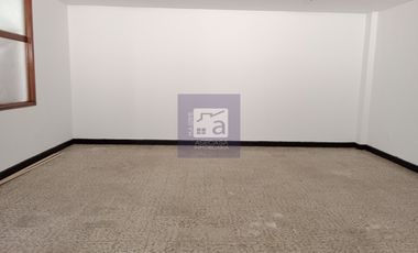 COD. 10881 - SE ARRIENDA BODEGA - BARRIO: LA CEIBA